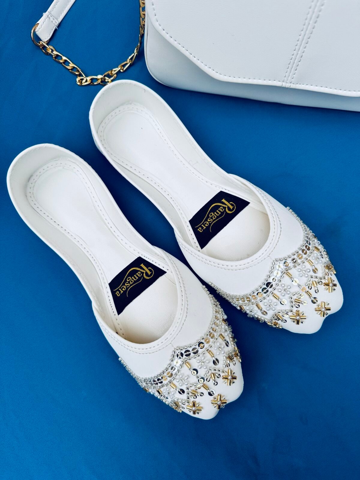 Nooréa (White) - Image 1