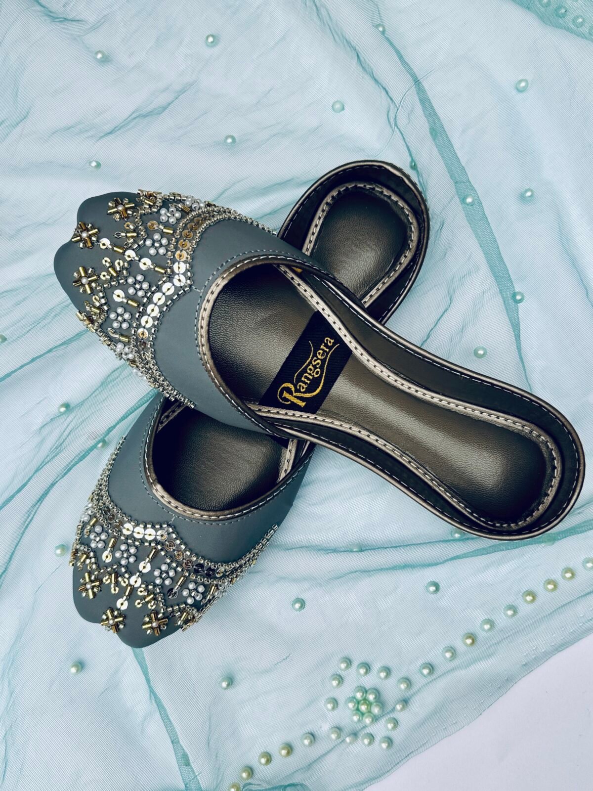 Nooréa (Grey) - Image 1