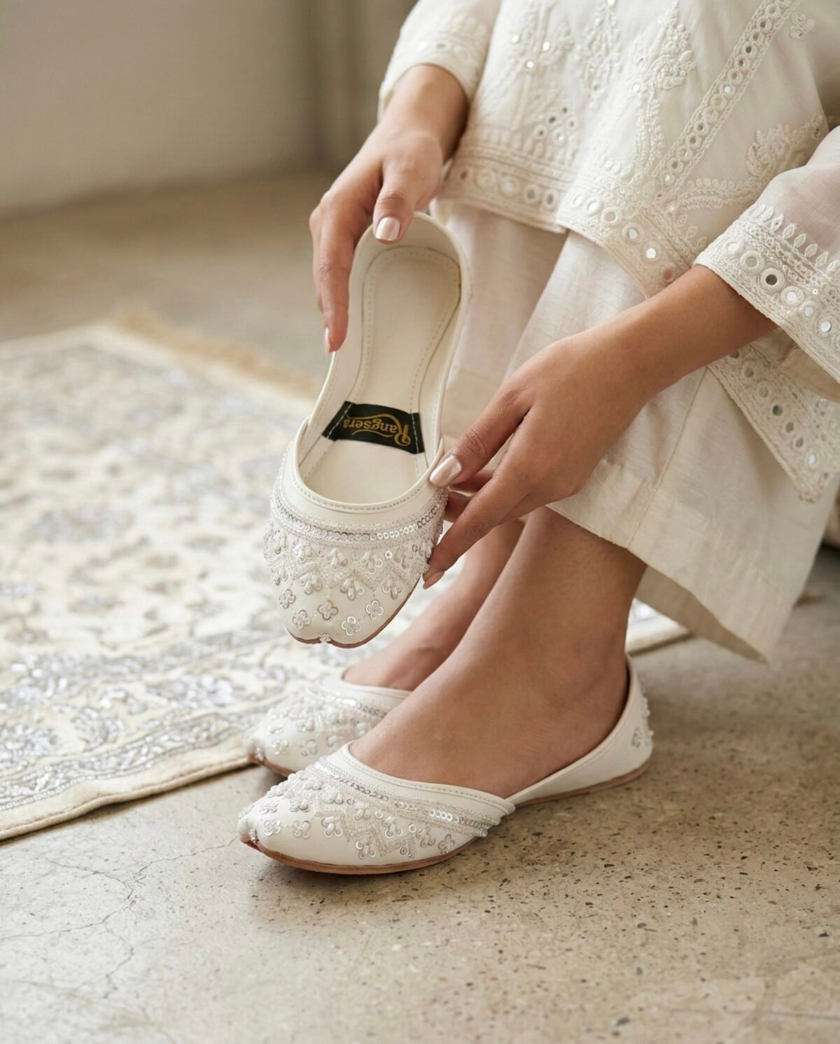 Sitara Noor (White) - Image 1