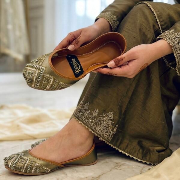 Zariya (Antique Gold)