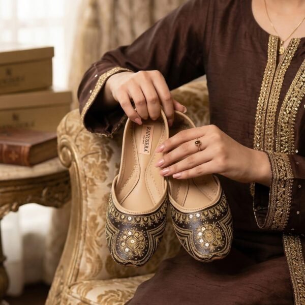 Zeenat (Chocolate Brown)