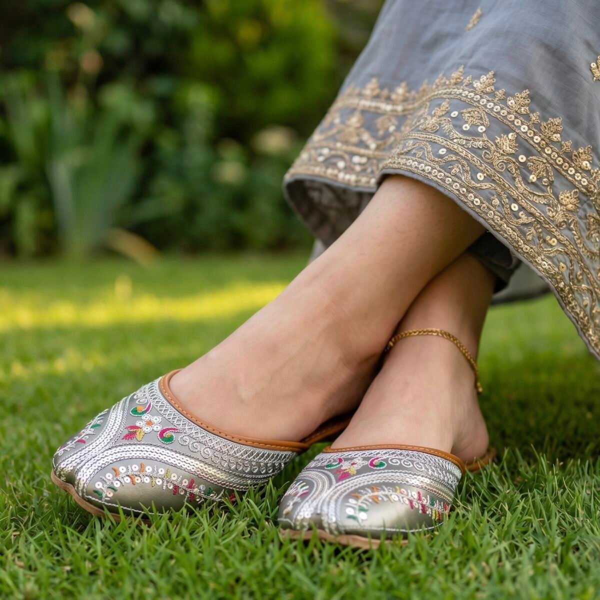 Mehtab (Silver Metallic) - Image 1